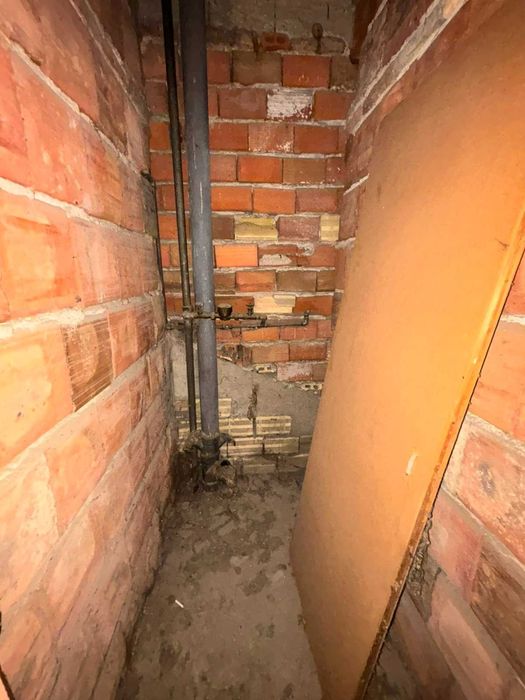 Тристаен апартамент (етаж от къща) с гараж  в кв. Загорка