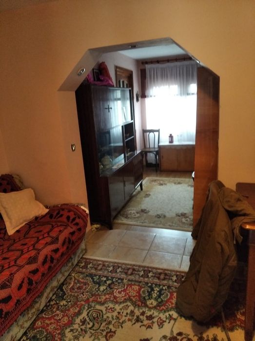 Casa si teren de vanzare