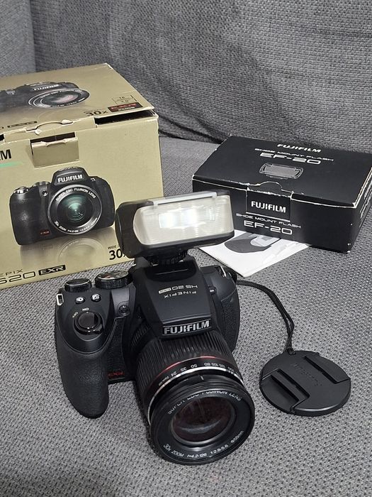 Aparat Fujifilm HS20EXR