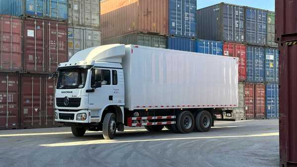 Shacman l3000 фургон