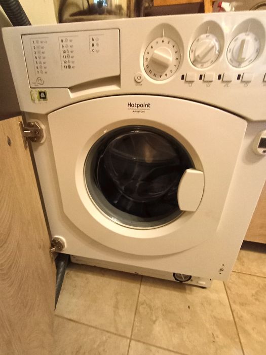 Пералня Hotpoin за чости