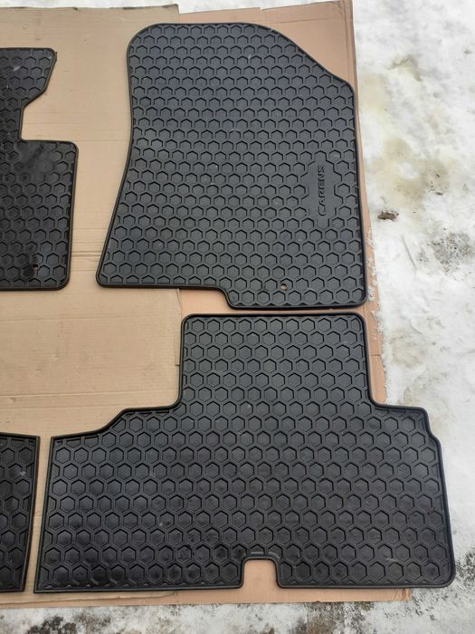 Presuri / covorase auto cauciuc pt. KIA Carens,an 2013 - 2019