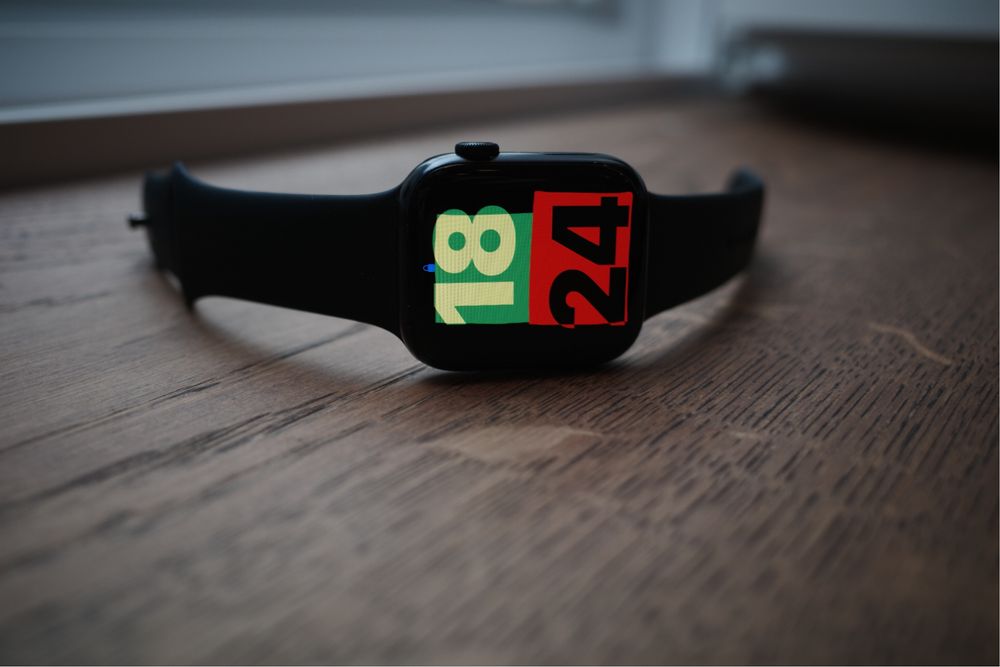 Apple Watch Series 7 45mm Aluminium GPS