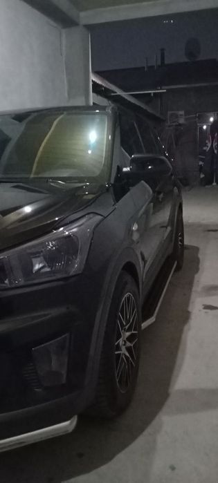 Hyundai creta sotiladi srochna