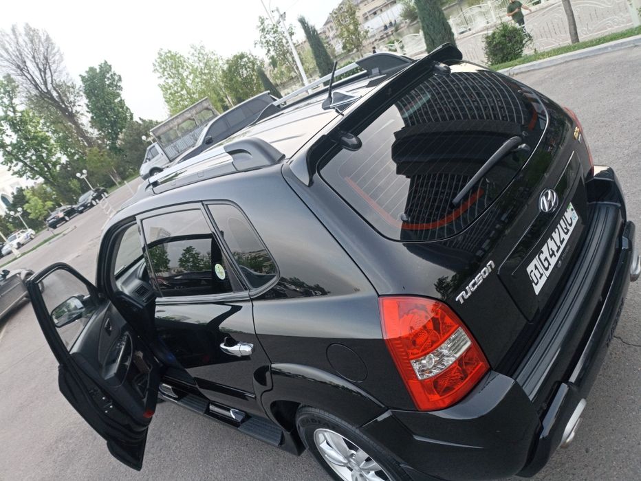 Hyundai Tucson 2 Л ( koreya )