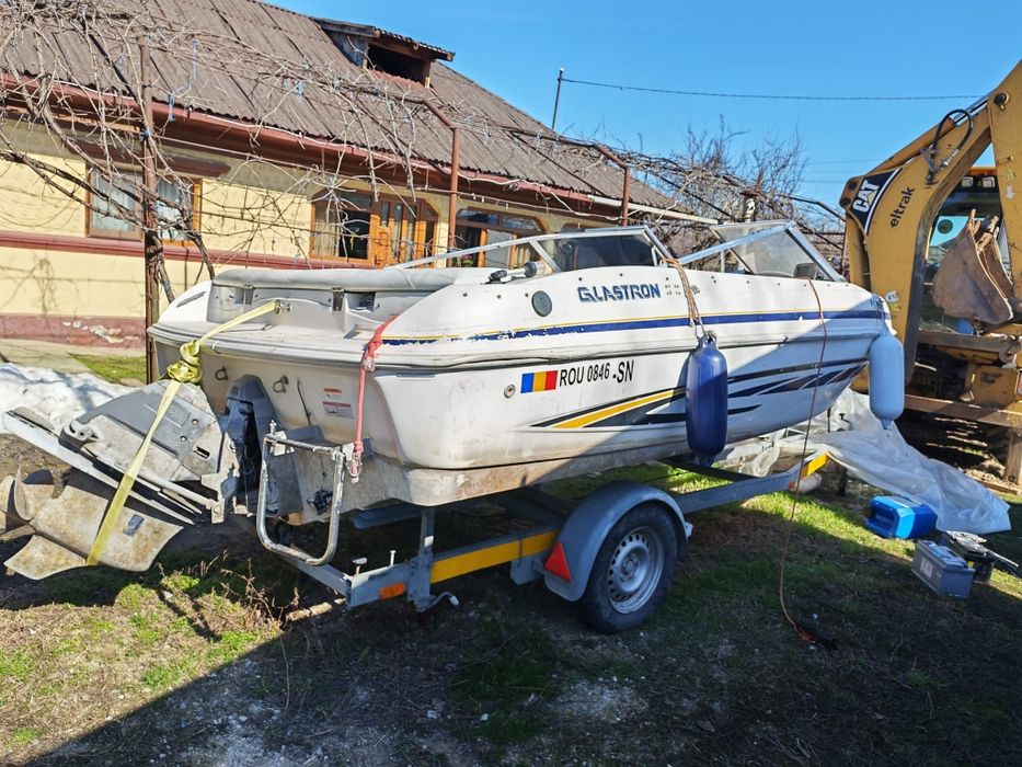 Barca volvo penta Glastron MX 175