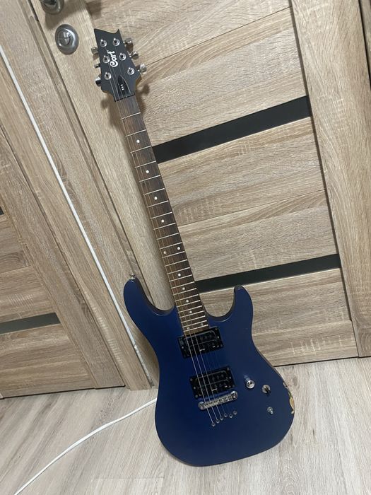 Продам электрогитару Cort KX5