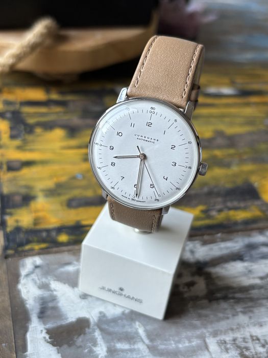 Junghans Max Bill automatic-неразличим от нов,баухаус мъжки часовник