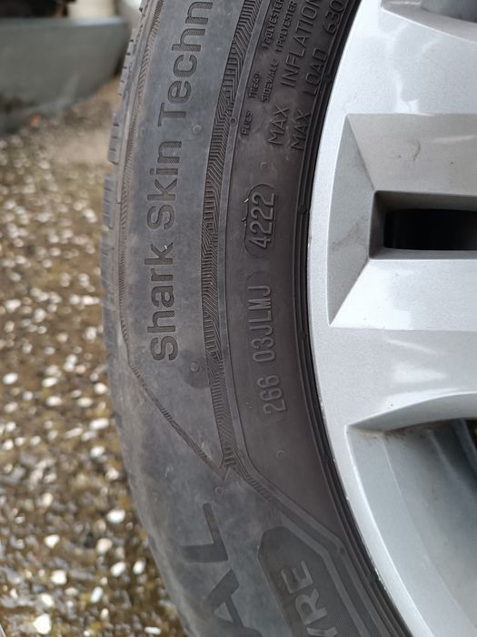 Джанти 4×100 за Дачия централен отвор 60,1 гуми Унироял Дот 4222?