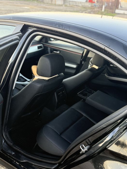 Vând BMW E90 facelift