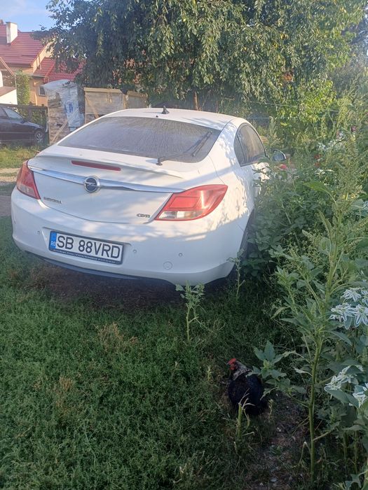 Vând sau schimb cu T4  opel insignia an 2009