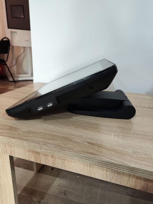 Моноблок сенсорный для кассовой зоны. Новый.