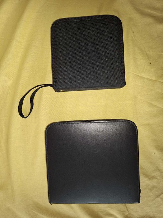 Gentute cu fermuar pentru aparate foto, MP4, telef, CD-uri, DVD-uri