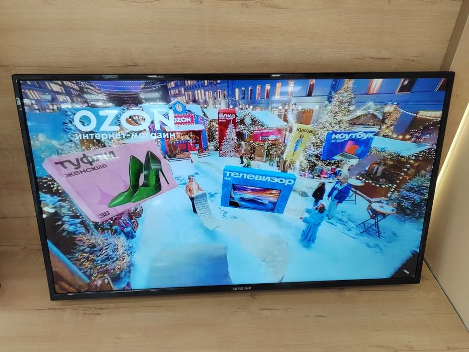 Телевизор самсунг смарт 43 диоганаль (109см)