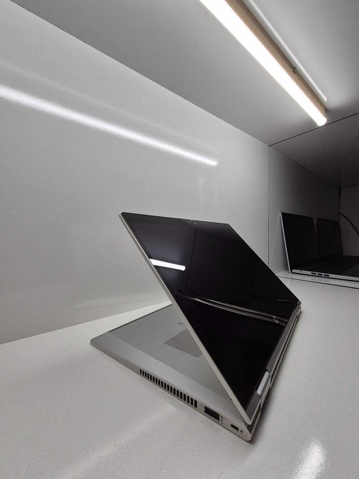 Hp ProBook X360  Ryzen 7 5850U  8/256gb