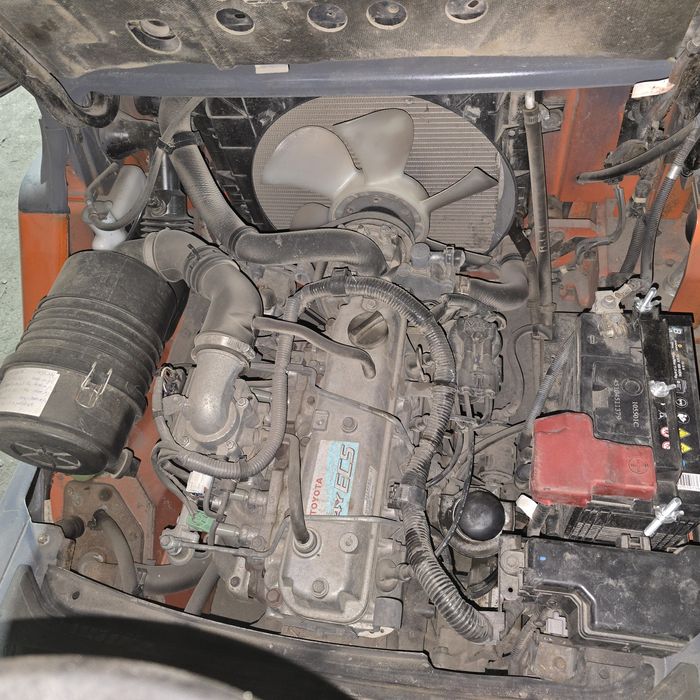 Продам вилочный погрузчик