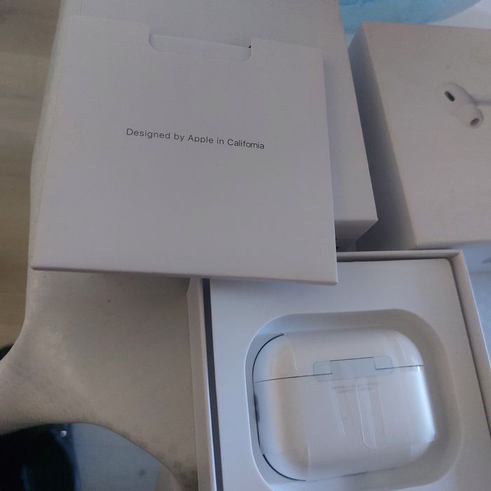 AirPods Pro (2nd generation/оригинал срочно