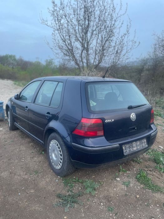 vw Golf 4 на части