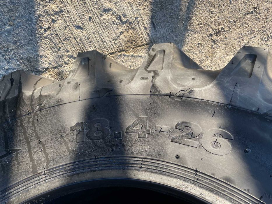 18.4-26 cauciucuri noi pt taff 14PLY anvelope cu GARANTIE