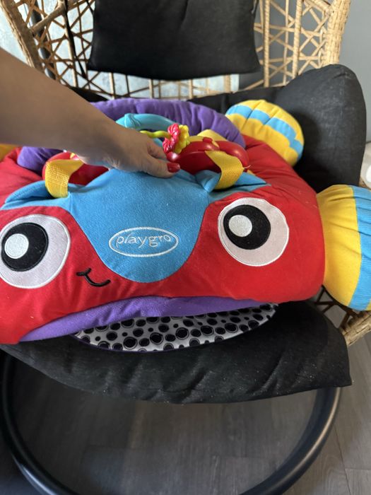 Бебешки цветен пуф-фотьолче