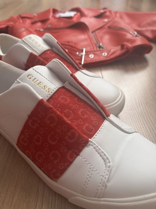Кецове Guess и кожено яке ново