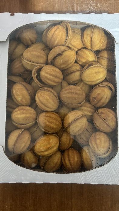 Печенье курабье, орешки