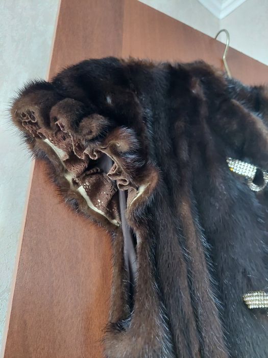 Продам Норковый жилет