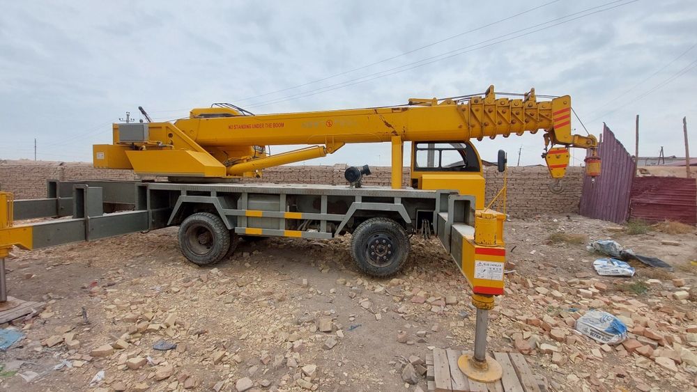 Кран сотилади, 2023 йил ишлаб чикарилган, 2024 олинган, дизел + электр