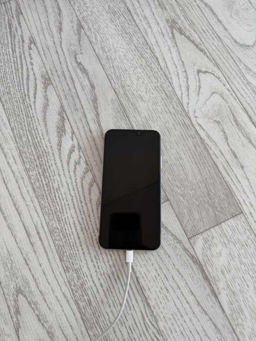 Продам Iphone X 256 гб