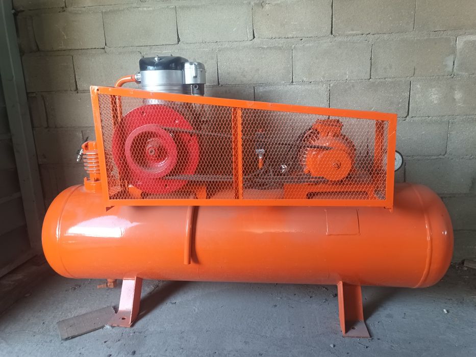 Продам новый компрессор 500000