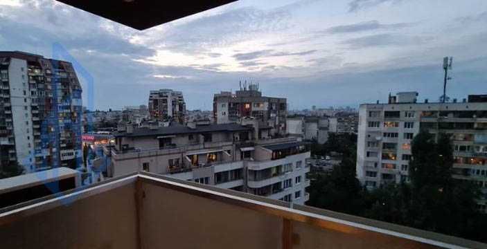 Двустаен апартамент под наем в кв. Младост 4