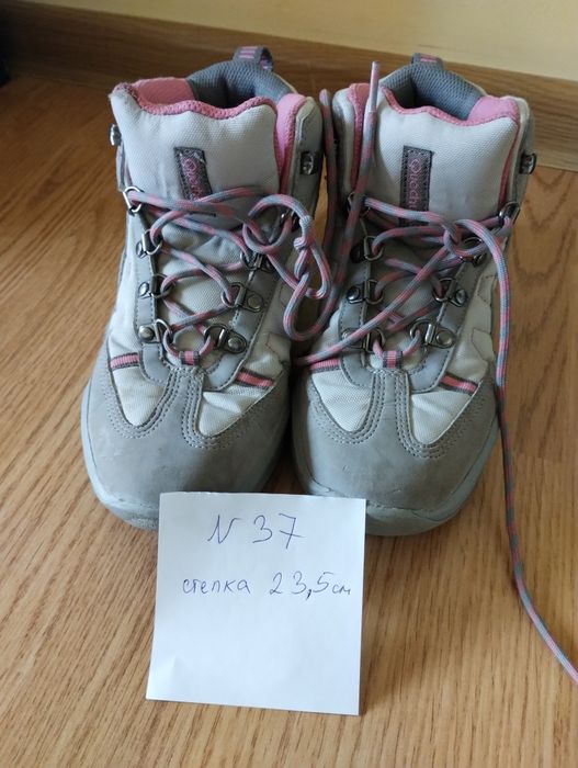 Продавам маратонки няколко размера