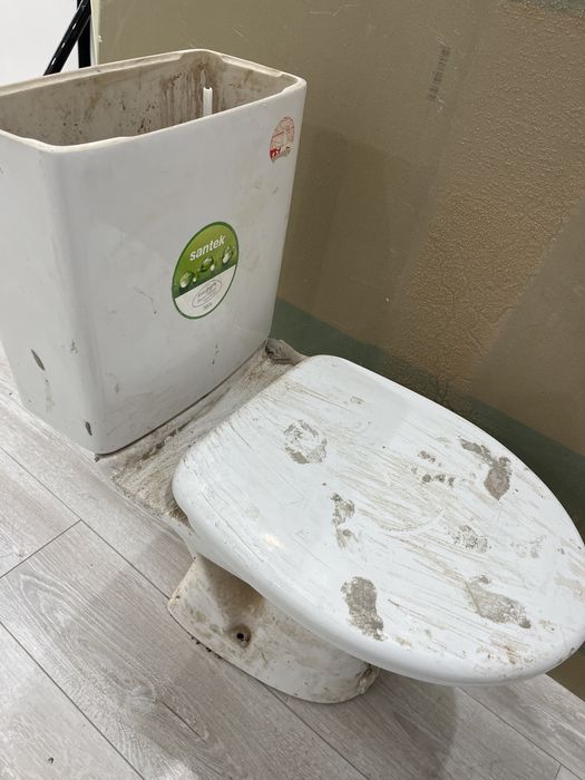 Унитаз б/у стройтельный