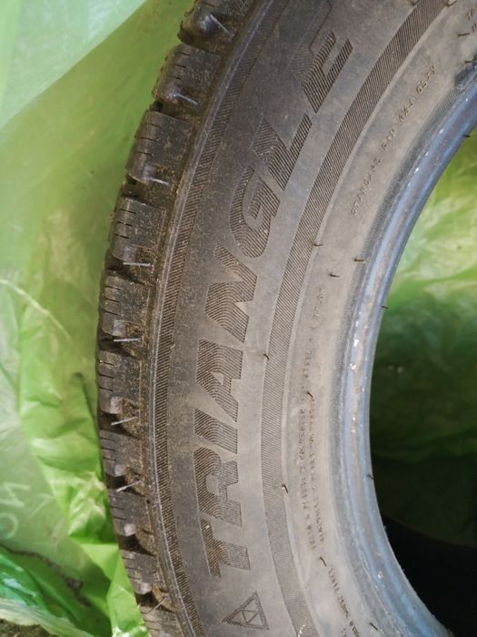 Продам зимние шины