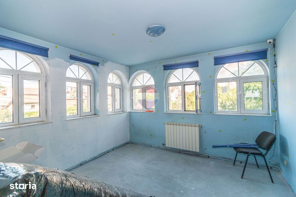 Vila 336 mp 7 camere - locuință, grădiniță, clinică - Drumul Taberei