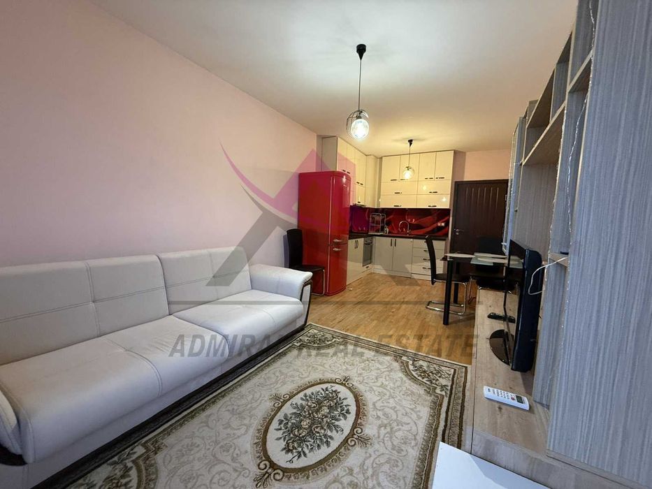 Дава се под наем Двустаен апартамент в Варна, Колхозен пазар - 75 кв.м за 498.27 € - Снимка #3