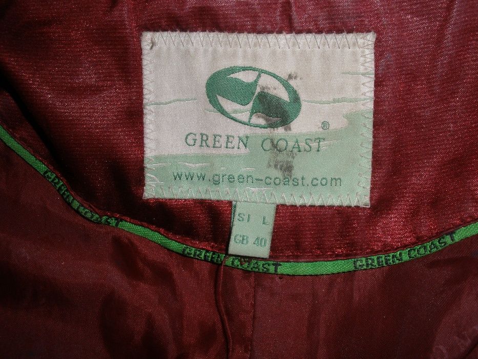 продам женскую куртку б/у