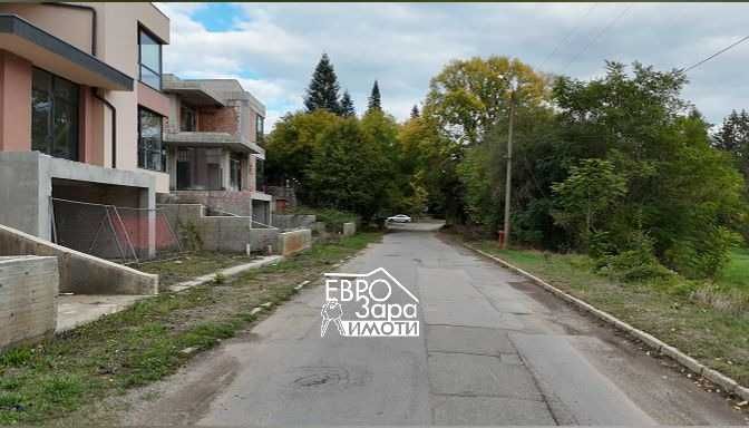 Новопостроени масивни къщи за продажба в село Старозагорски бани