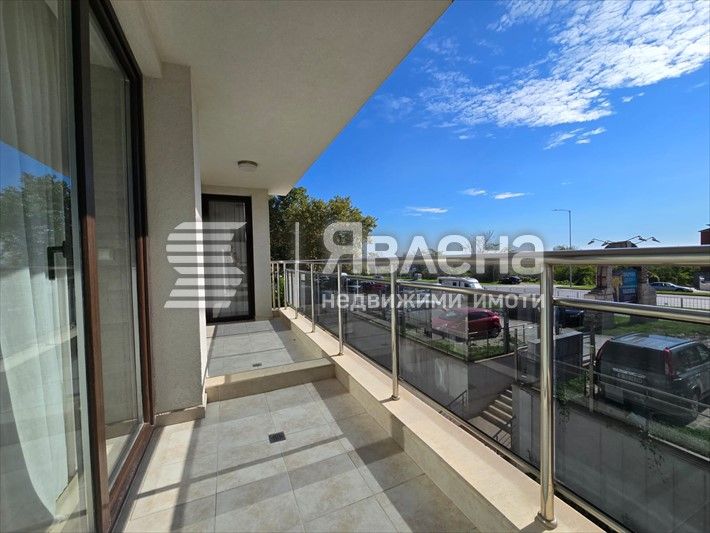 Дава се под наем Многостаен апартамент в Варна, Бриз - 150 кв.м за 1500 € - Снимка #1