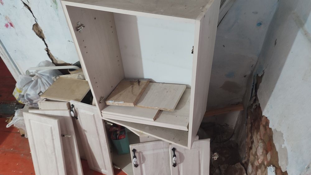 Часть кухонной гарнитуры