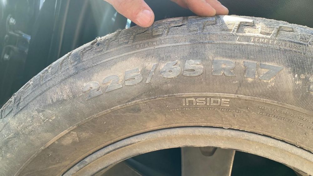 Продам Летние шины R17 /225/65  4 шт