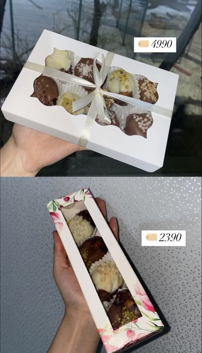 Клубники в шоколаде / финики в шоколаде
