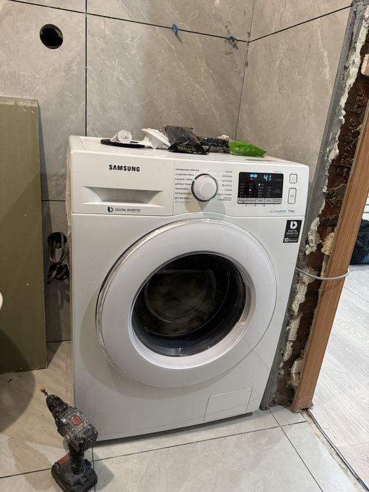 Продам стиральную машинку