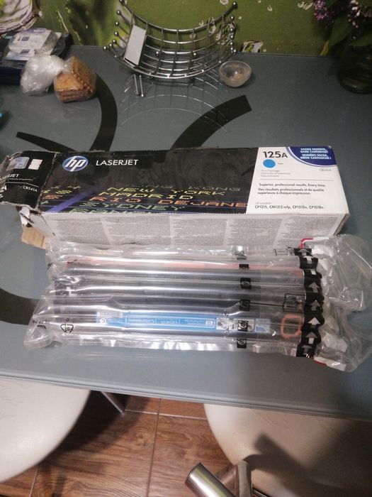 Картридж HP cb541a