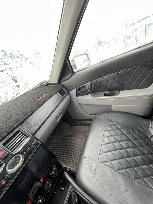 Продам приору казашка