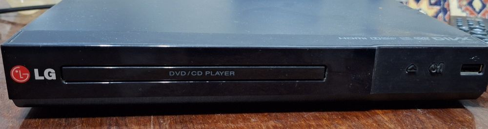 DVD/CD плеер для телевизора + пульт в подарок