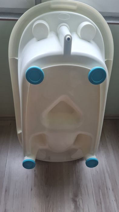 Бебешко анатомично корито с термометър