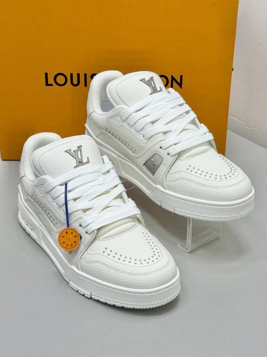 Louis Vuitton Premium