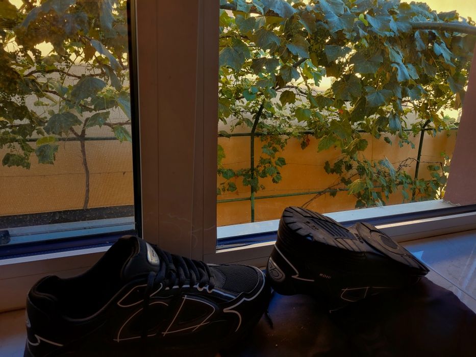 Dior b30 - Noi, nepurtati, stare impecabila