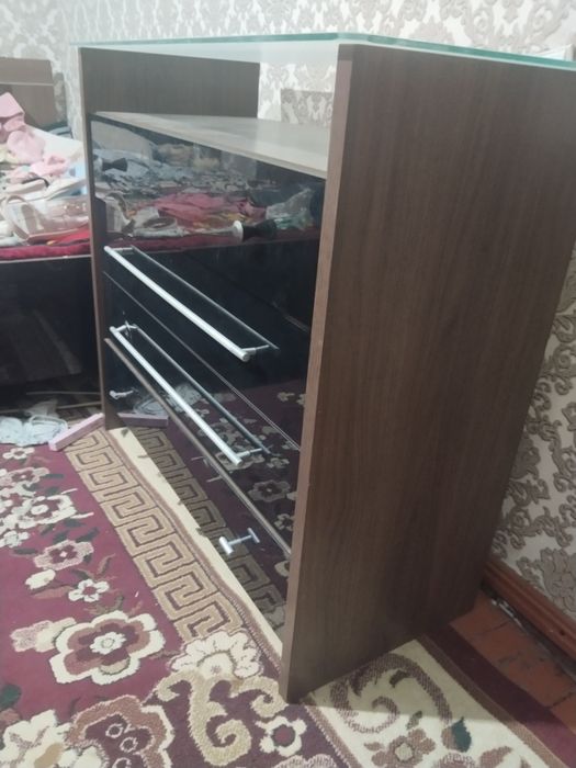Продам шкаф и комод